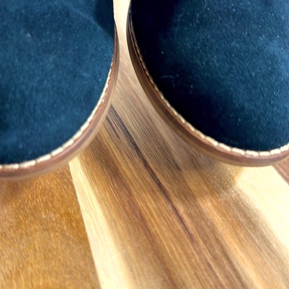 Women’s Tom’s black suede “Leila” slip-on clogs SZ 8.5 fringe tassels - Picture 10 of 15